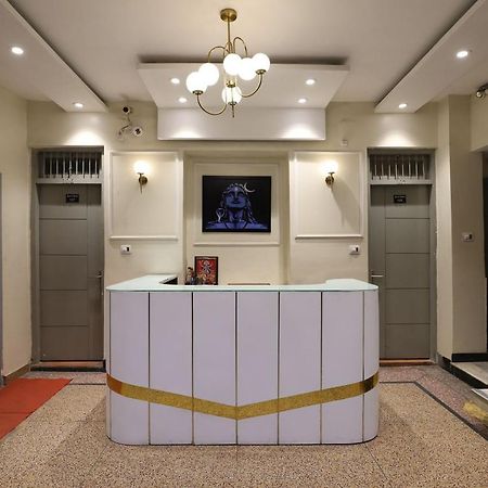 Amrit Hotel Nowe Delhi Zewnętrze zdjęcie